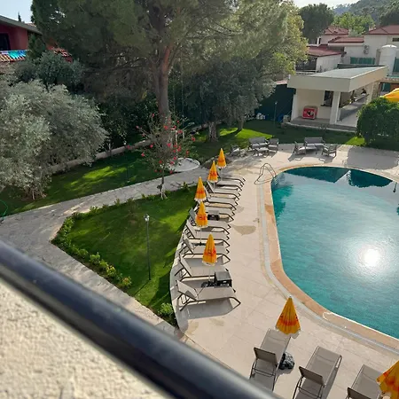 Otel Katre 4*