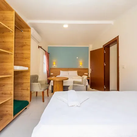 Otel Katre 4*