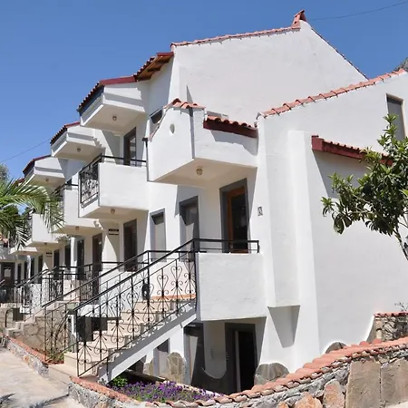 Otel Katre 4*