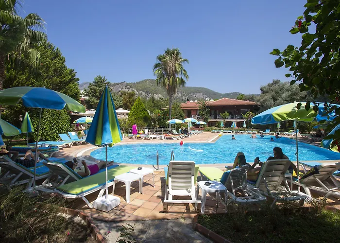 Hotel Katre 4*