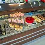 厄吕代尼兹卡特里酒店 4*